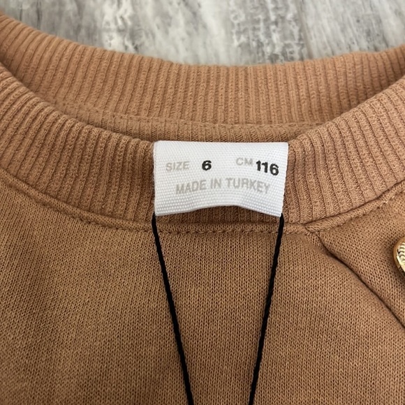 Zara Golden Buttons Sweatshirt - Picture 6 of 9